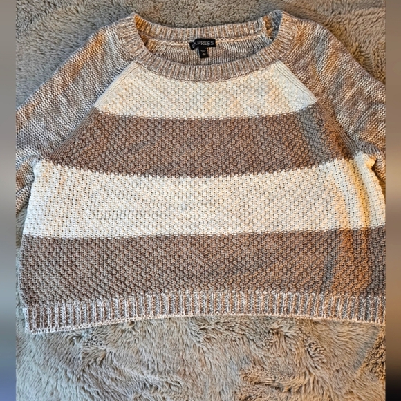 Express Womens Cropped Sweater - Picture 3 of 4